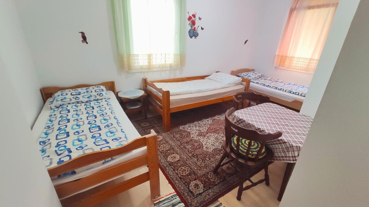 Гостевой дом Privatni Smjestaj "Mratinje" Плужине Экстерьер фото